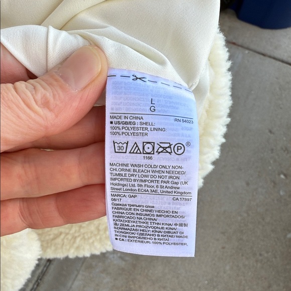GAP NWT Women's Off-White Teddy Jacket - Picture 8 of 9